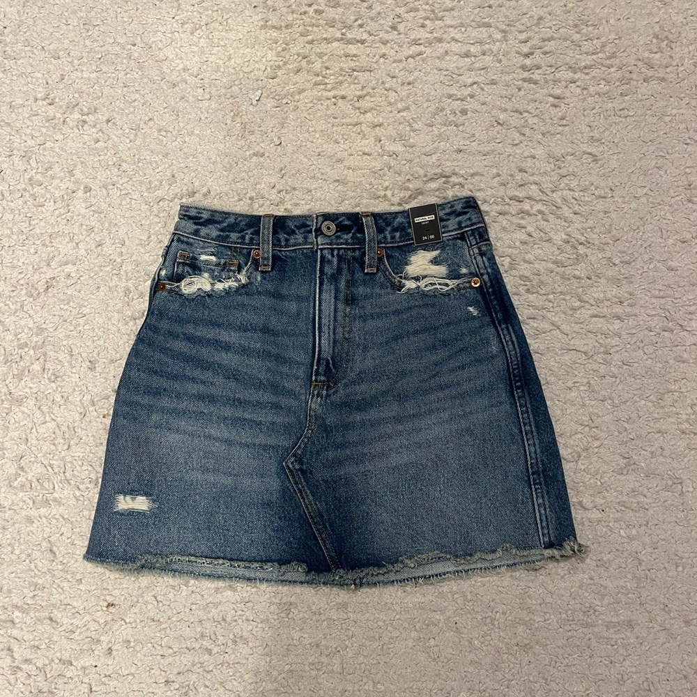 NWT Abercrombie blue Jean skirt